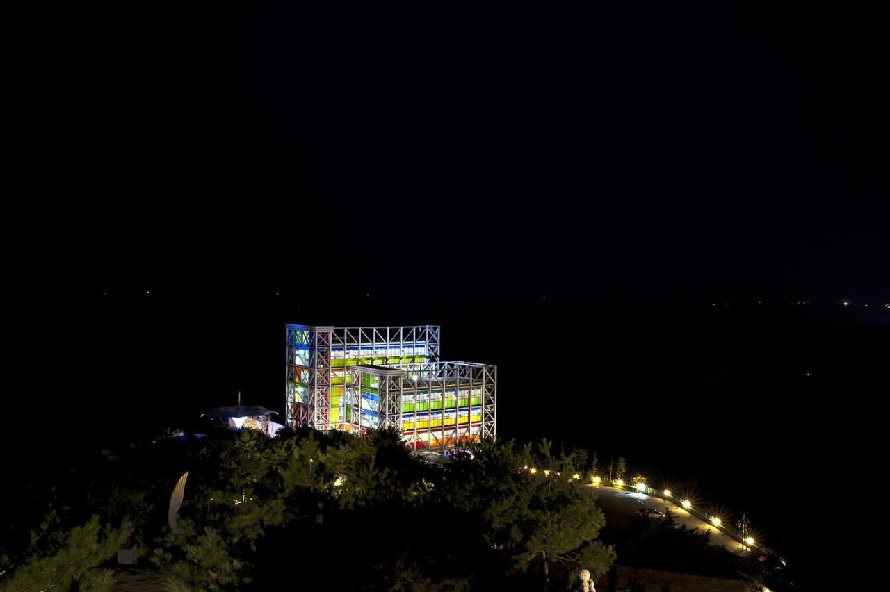 Haslla Art World Museum Hotel Gangneung Buitenkant foto